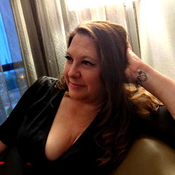 Amy Willplease photo
