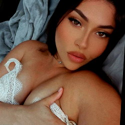 Alissa Rezac 💖 photo
