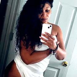 Eve Candy 🍬 photo