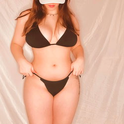 Luna Lennon photo
