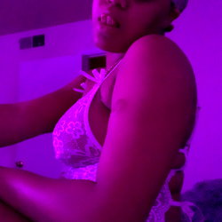 Edible-Persuasion👅💦🍑 photo