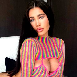 MIA BROOKS 💕 photo