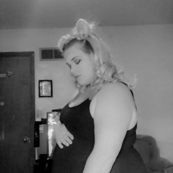 Dennise photo