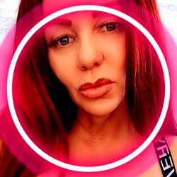 𝐕𝐞𝐫𝐨𝐧𝐢𝐜𝐚- 𝐕𝐈𝐃𝐄𝐎 𝐂𝐀𝐋𝐋 𝐐𝐔𝐄𝐄𝐍👑 photo