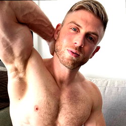 Matthew Ellis photo