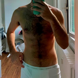 Average tall skinny guy photo