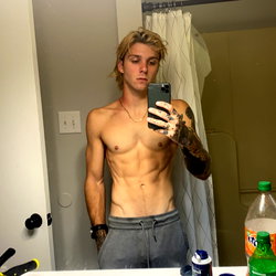 noah photo