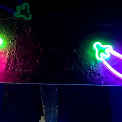 Maybe40botttom photo