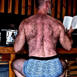 Jack | Hairy Muscle Daddy 🚐💪 VanLife Gym photo