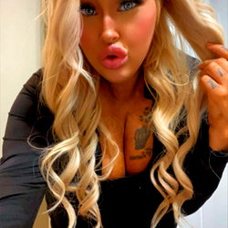 BarbiiLust photo