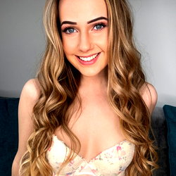 Charlotte Lily photo