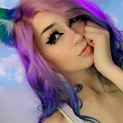 Hylia Love photo
