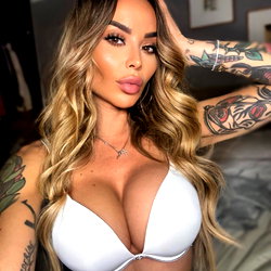 Valeria Moxx 💖 photo