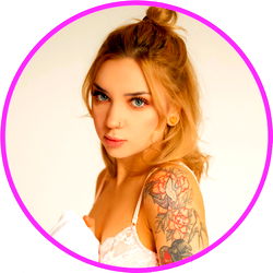 ❤️Roxy Loove❤️ photo