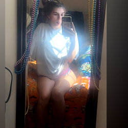 Neveah🤫😇 photo