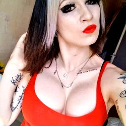 Amanda Wilde ️ - Exclusive OnlyFans Profile