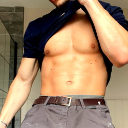 Chris 🍆 Top 0.6% photo