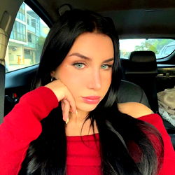 Stella Brooks LOVES TO SEXT 🥵