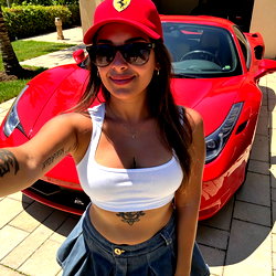 𝐂𝐫𝐞𝐚𝐦𝐲 𝐀𝐝𝐢 🙄  𝐏𝐚𝐧𝐭𝐢𝐞𝐬 𝐃𝐞𝐥𝐢𝐯𝐞𝐫𝐲 📦✈️ photo