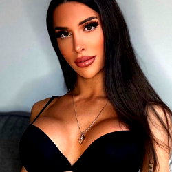𝐀𝐫𝐢 𝐂𝐡𝐚𝐧𝐞𝐥 🖤🔞 photo