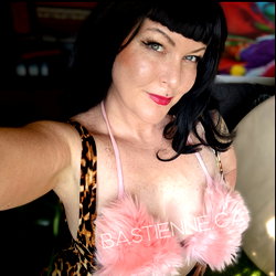 Bastienne Cross photo