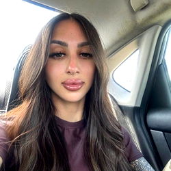 Explore the Exquisite World of Jasmine Banks on OnlyFans