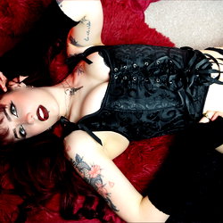 IVY FOX - big booty, gothic dominatrix 🦊 photo
