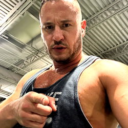 Danny Mountain - Male Model