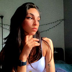 Vee: Top Free Content with Over 5000 Words