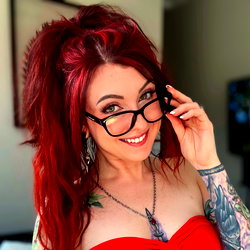 ✨Lizzi Blake✨ photo