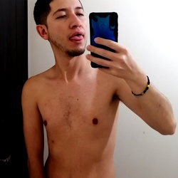 Kevin Xlong 🇲🇽 Premium photo
