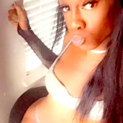 Dêzi - MIXXYmamii photo