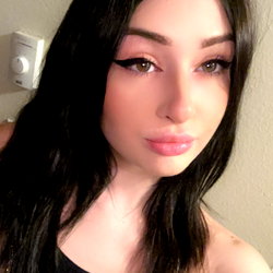 Allie Zombie photo