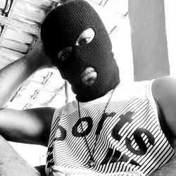 𝕄𝕒𝕤𝕜𝕖𝕕 𝕗𝕣𝕠𝕞 ℝ𝕚𝕠 ❤️‍🔥🌊 photo