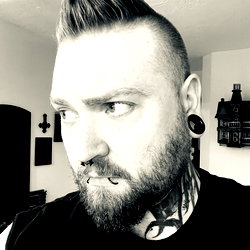 TJ Glas photo