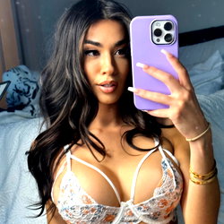 Lebanese Princess 👸🏻 💦 photo