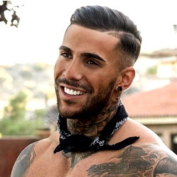 Imanol Brown VIP PAGE Top 0.1% photo