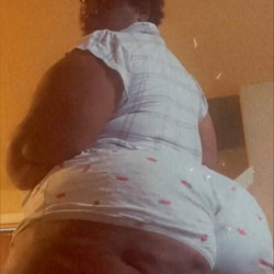 Kharlii💕💕 photo