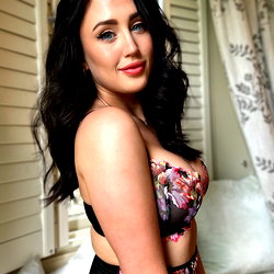 Taylor Ryan photo