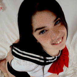 Sara Bustani 🍓 photo