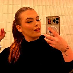 👑 Your wet GODDESS LEA  ✨💃 photo