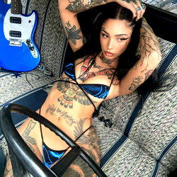 Taylor white photo
