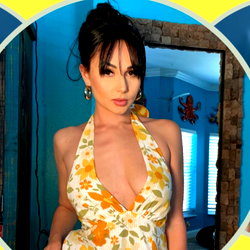 Ariana Marie photo