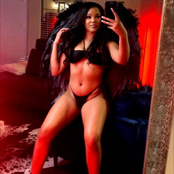 #1 Ebony Squ💧rter On OF | Lola 🎃 Teases photo