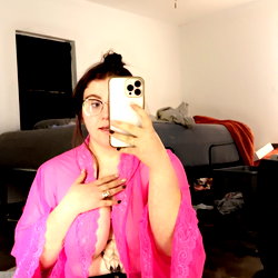 B <3 photo