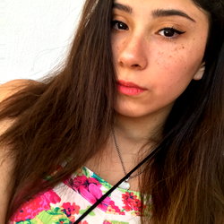 Lea Martínez photo