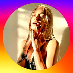 Asi 🍓 Follow the link in my BIO 🍓 photo