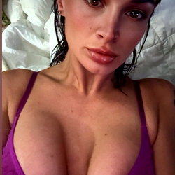 Sunny Ashley photo