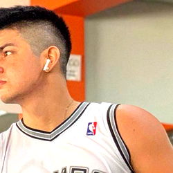 Explore Andres Mojica's Exclusive OnlyFans Profile