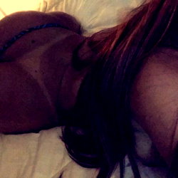 Flavia Almeida photo